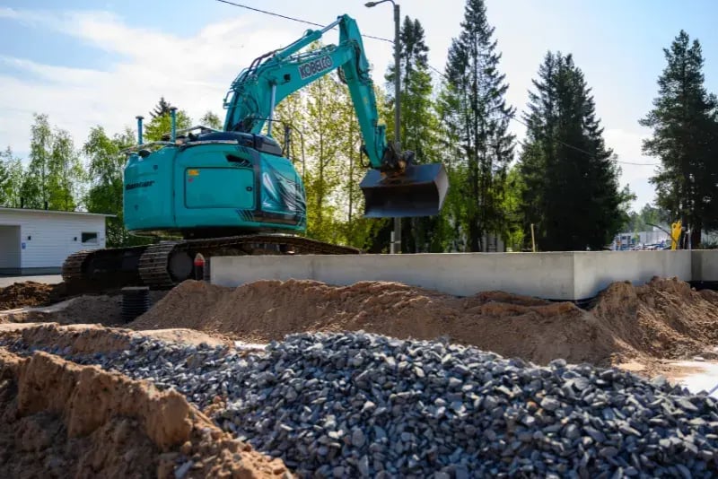 Hirsitalon rakentaminen pohjatyöt