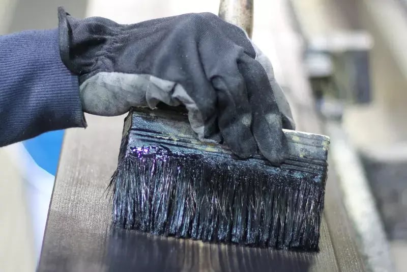 paneelien pohjamaalaus