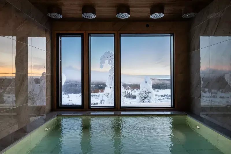 Kaamos Lodge indoor pool