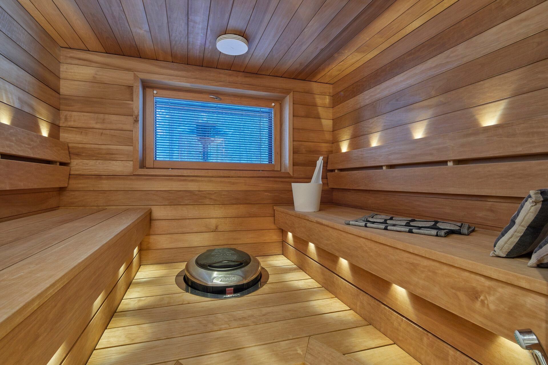 Ylläsjärven loma asunto, sauna