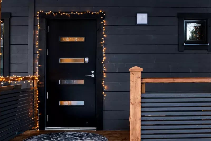 paras-hirsitalopaketti-ulko-ovi