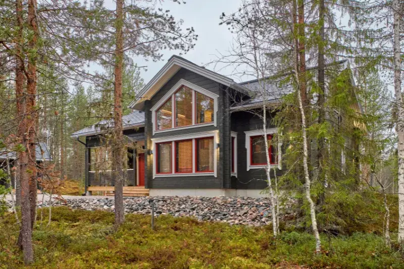 Taiga-120-esittelytalo-ulkoa